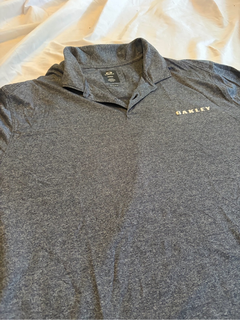 Oakley Hydrolix Men’s Charcol  Polo Size XL
